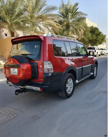 مستعملة Mitsubishi Pajero للبيع في الدوحة #5299 - 1  صورة 